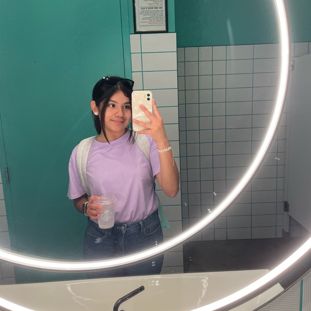 Meet your Posher, Karissa